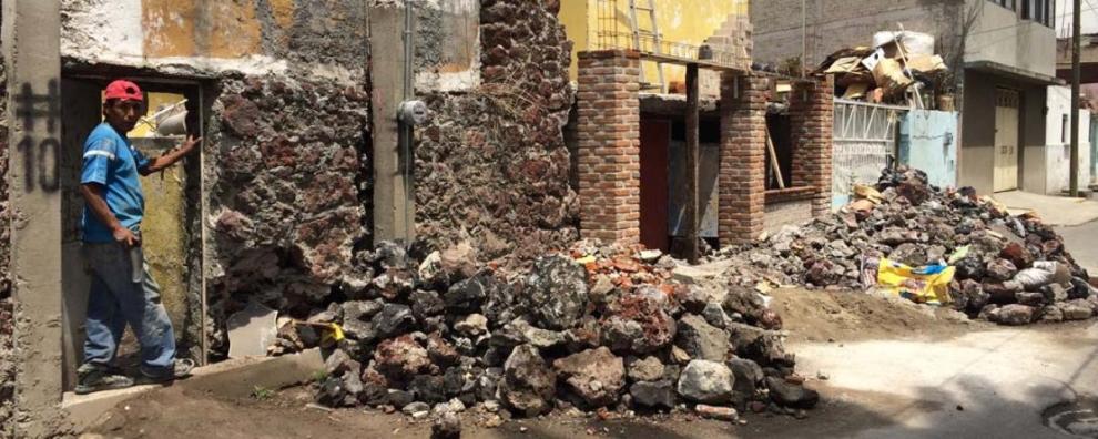 miserable-flooding-is-a-fact-of-life-in-mexico-citys-impoverished-iztapalapa-borough-1401737787